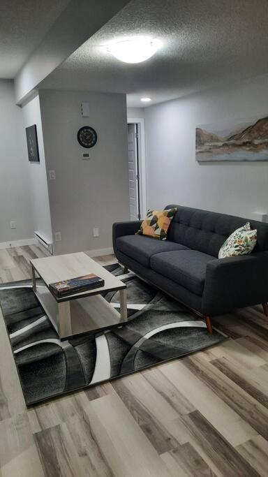 Carsonway Basement Suite Edmonton Luaran gambar