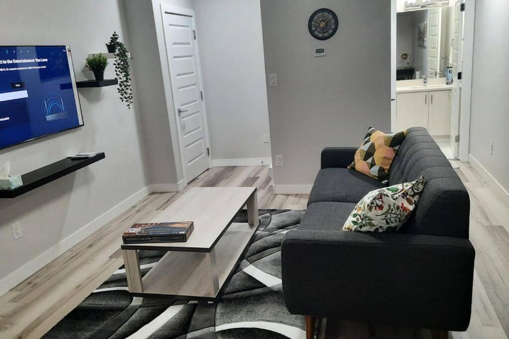 Carsonway Basement Suite Edmonton Luaran gambar